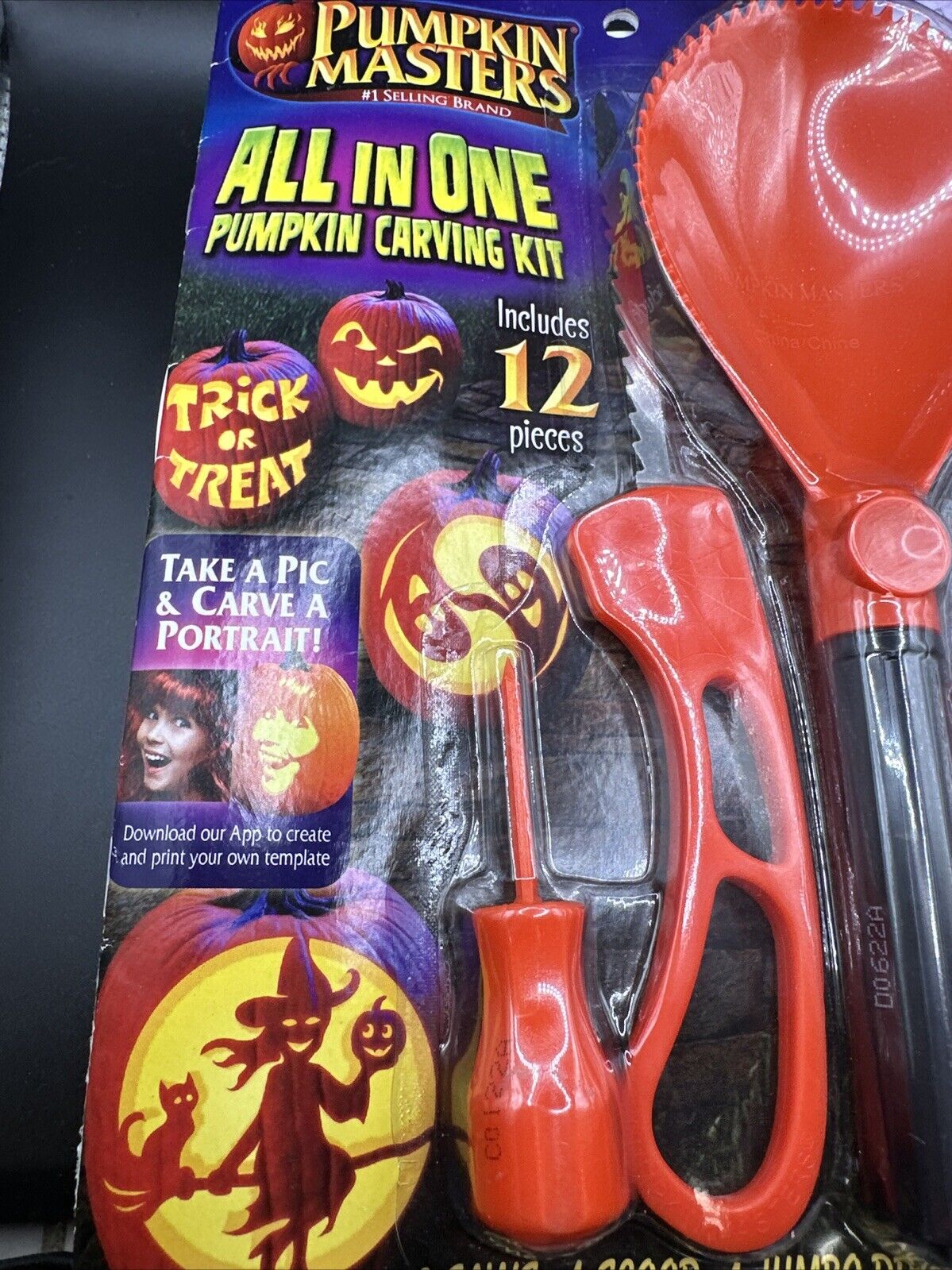 12pc Pumpkin Masters Carving kit set Print your own template - saws drill scoop