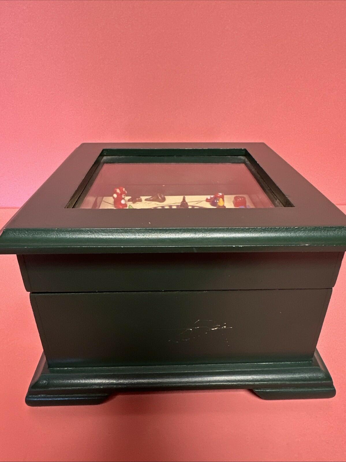 Mr. Christmas Animated Holiday Music Box, Plays Christmas Jingle Bells