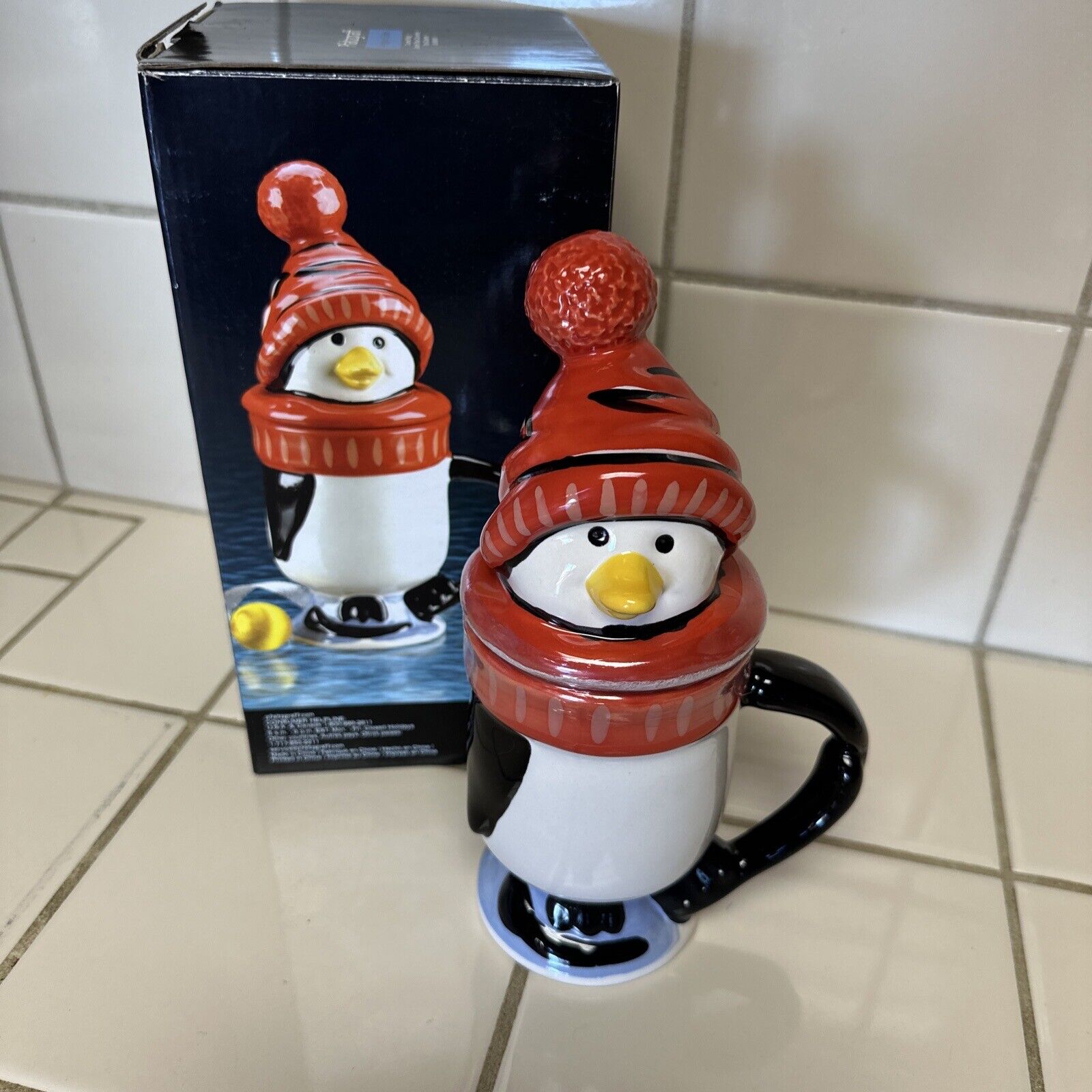 Pfaltzgraff Penguin Skate Figural Covered Mug NEW
