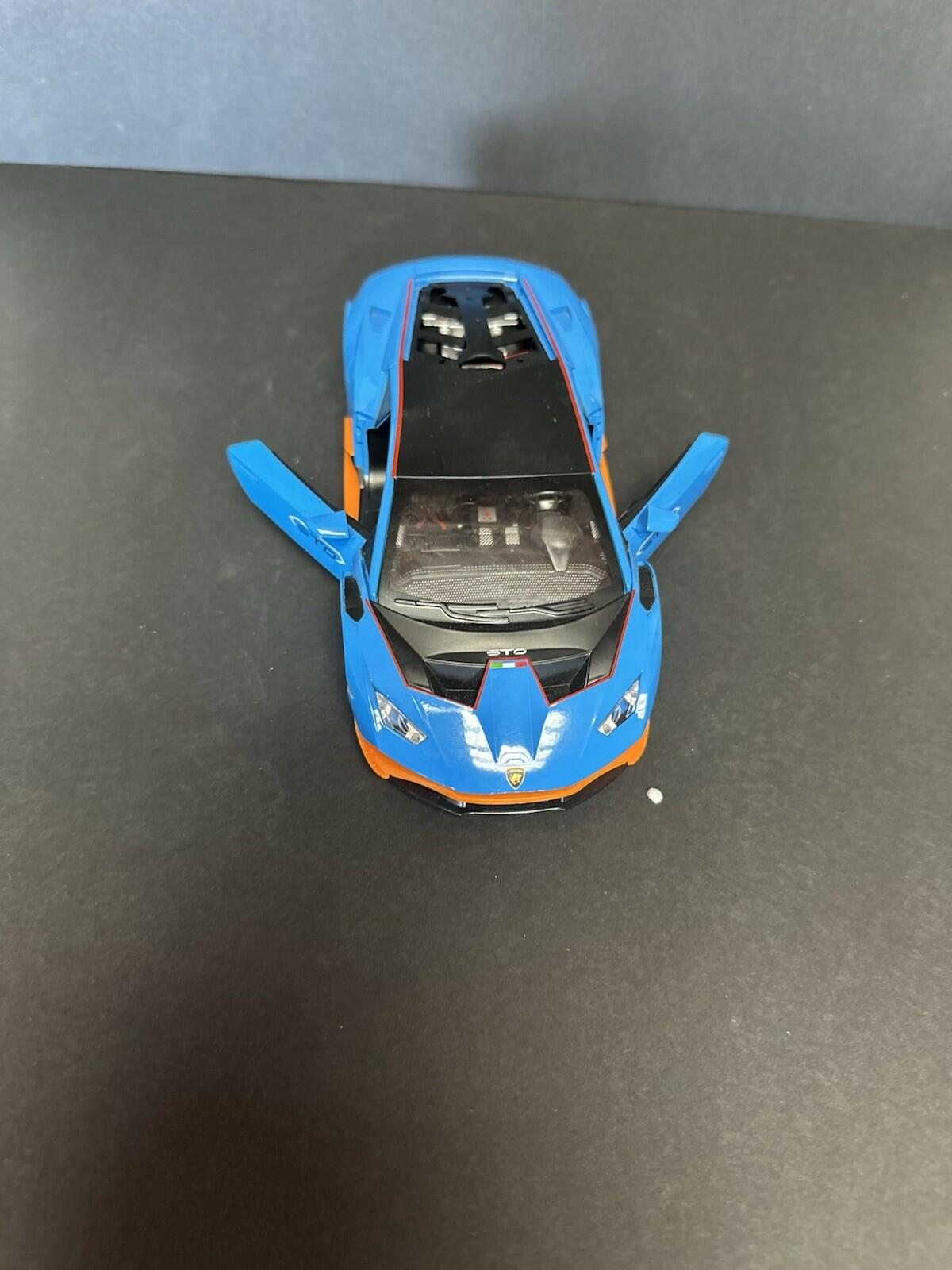 1/18 Lamborghini Huracan STO Model Car Diecast Toy Car Collection for Men